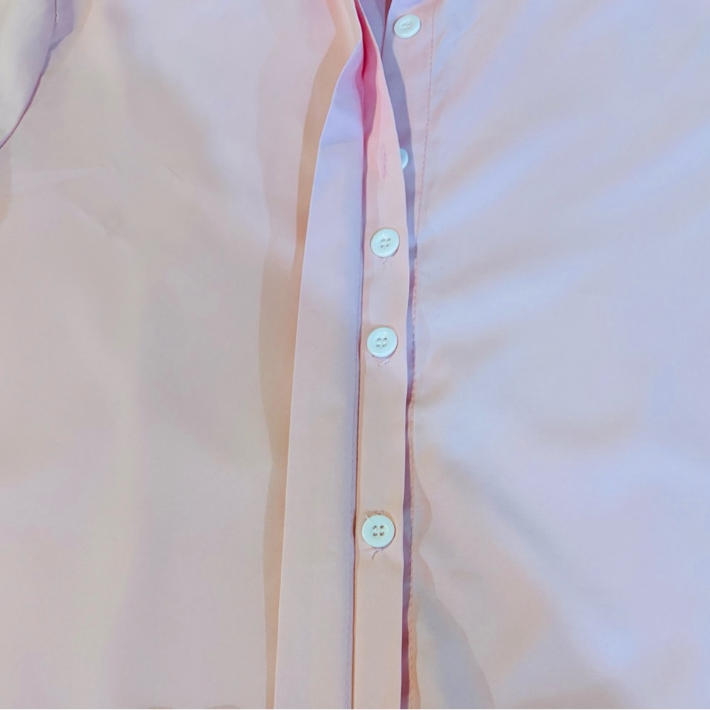 Elegant Pink Blouse with Classic Collar - Picture 3 of 8